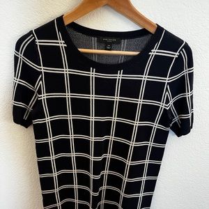 Ann Taylor knit top blue and white XSP